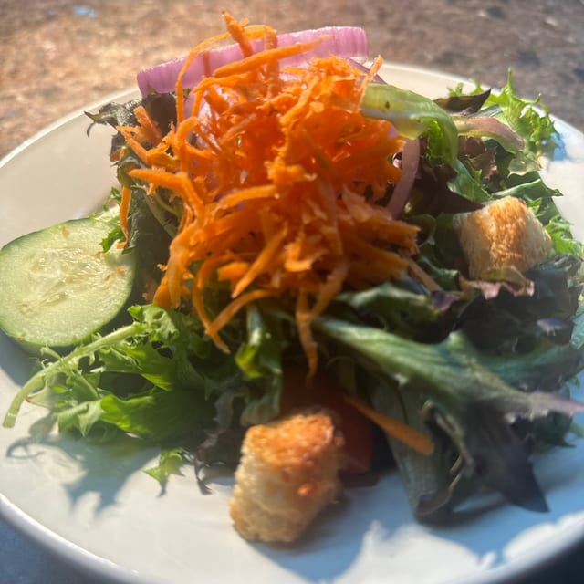 Cafe Salad.