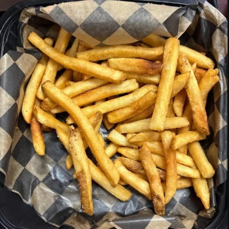 Golden Crispy Fries: A Crowd Favorite